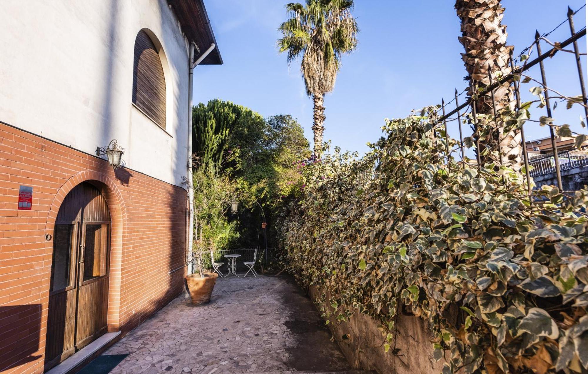 Euphorbia Apartments By Wonderful Italy カターニア エクステリア 写真